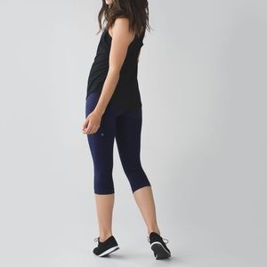 Lululemon in the flow ii cropped legging navy 4
